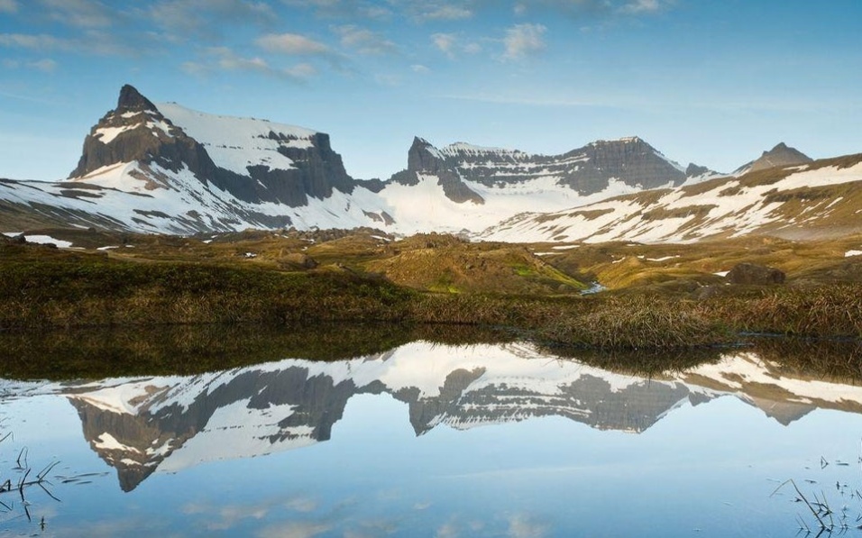 http://imguol.com/c/bol/fotos/19/2016/04/07/16-montanhas-dyrfjoll-conhecidas-como-door-mountains-no-leste-da-islandia-1460034637274_956x597.jpg