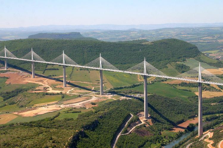 Viaduto de Millau, na França