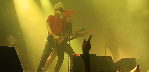 23.ago.2014 - Titãs faz primeiro show do disco Nheengatu no Circo Voador, no Rio