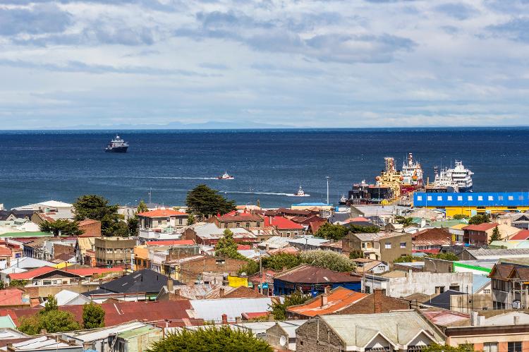 Punta Arenas - Natalia - stock.adobe.com (750x1)