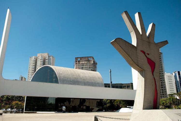 O Memorial da América Latina é um centro cultural, político e de lazer, inaugurado em 18 de março de 1989 na cidade de São Paulo O Memorial da América Latina é um centro cultural, político e de lazer, inaugurado em 18 de março de 1989 na cidade de São Paulo