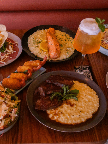 Lasanharia da Maria na Praça Professor Jose R. Dos Santos, 163 - Cidade Tiradentes