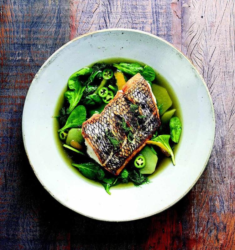 Uma das versões do famoso robalo dos restaurantes de Jean-Georges Vongerichten Uma das versões do famoso robalo dos restaurantes de Jean-Georges Vongerichten