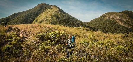 Trilha no Pico Paraná, no município de Antonina (PR)