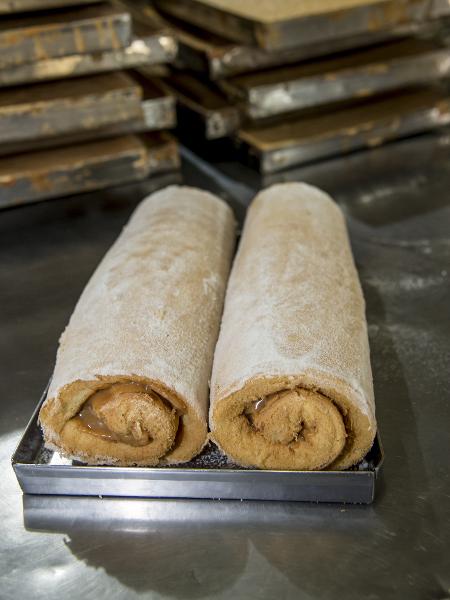 Rocambole de doce de leite (Dulce de leche roulade) - Sabor Brasil