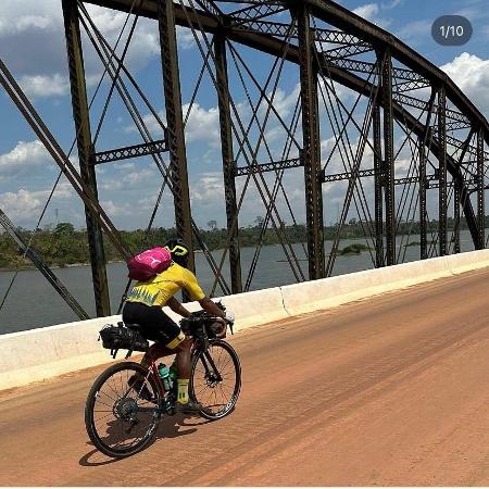 CURITIBANO BATE RECORDE MUNDIAL DE WHEELING RODANDO 12 HORAS NO GRAU -  Mundo Bici