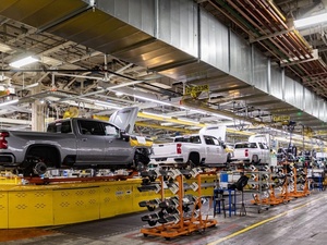 Lucro da GM recua 31% no 2o trimestre, mas empresa eleva projeções para 2026