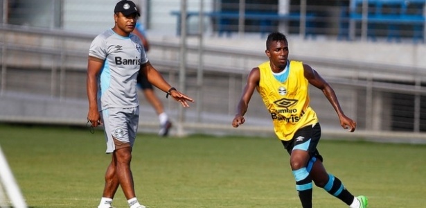 Grêmio recebe garantia e Bolaños pode ser até titular contra LDU