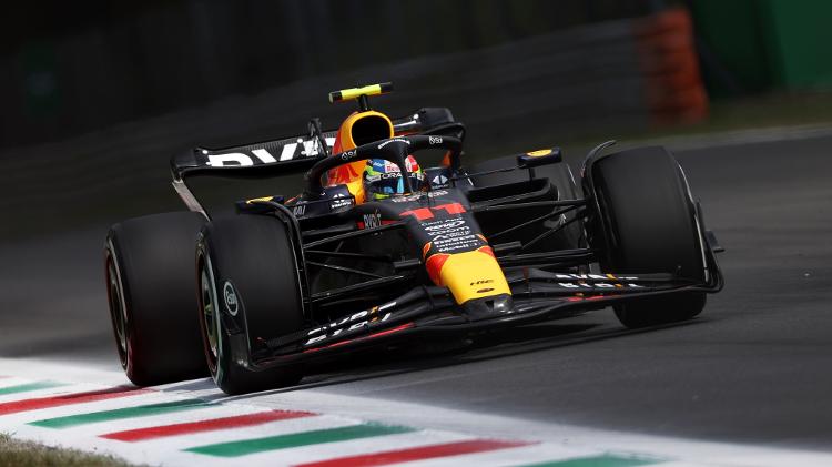 Sergio Pérez, da Red Bull, durante treino livre para o GP da Itália de Fórmula 1