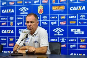 Mano critica árbitro em revés para o Corinthians: Interpretou como sempre