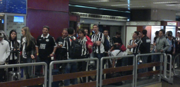 Promoção de companhia aérea cria saia-justa com clubes da Série A