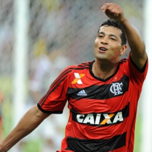 Satisfeito, André Santos cita sorte do Duque de Caxias