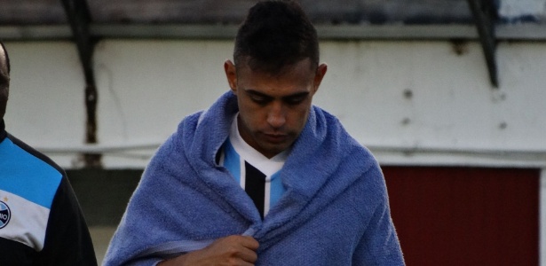 Falta dinheiro? Grêmio gasta R$ 1,7 mi com dupla que não entrou em campo