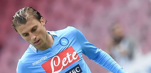 Fla tem acordo com Henrique e fica perto de superar Grêmio mais uma vez