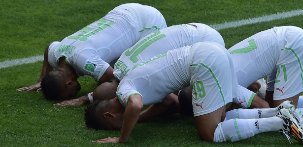 Argelinos muçulmanos serão liberados do jejum do Ramadã por um dia, nesta segunda-feira