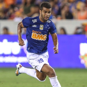 Alisson se diz pronto para ajudar o Cruzeiro após período lesionado