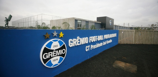 Grêmio deixa tradição de lado e monta pré-temporada caseira em 2016