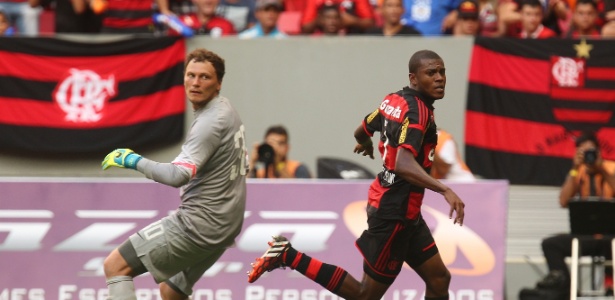 Luxemburgo pede paciência por Cirino: Falta gol, mas ele está em evolução