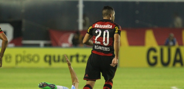 Flamengo encaixa meio-campo e aposta em repetição e sorte como aliados