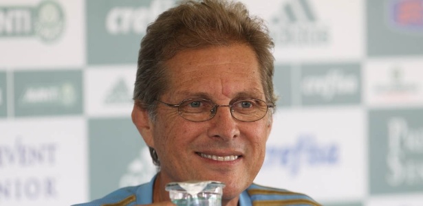 Flamengo cogita Cristovão e Oswaldo, e pode ter troca com Palmeiras