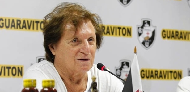 [OFF] Mecenas do futebol do RJ ataca crise, quer romper com Flu e ir para Miami Comente