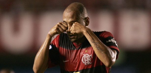 Ele inventou o chororô. E é o primeiro rival do Botafogo na Série B