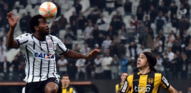 Gil &eacute; esperan&ccedil;a do Corinthians fazer caixa na janela de transfer&ecirc;ncias
