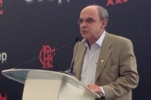 Flamengo enfrentará racha político na luta contra a Série B