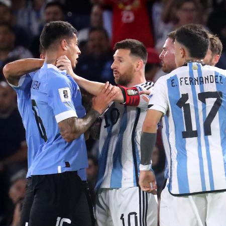 Onde vai passar o jogo da ARGENTINA X URUGUAI Hoje (16/11)? Passa