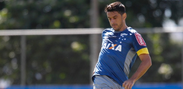 Hoje referência, Robinho deixou o Cruzeiro por não ter passaporte em 2006