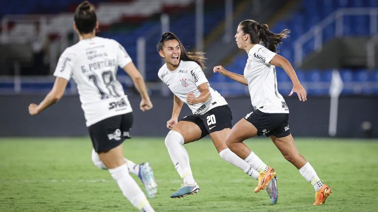 Corinthians vence Palmeiras e é tetracampeão da Libertadores feminina