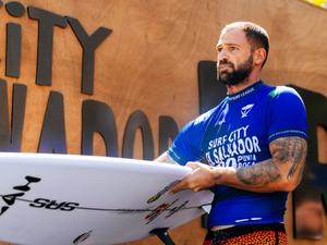 Emma Sharon/World Surf League