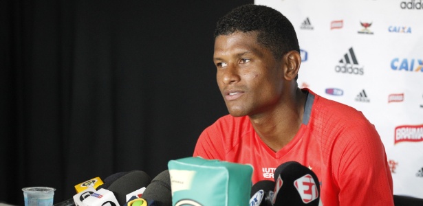 Márcio Araújo leva do Palmeiras para o Fla estigma de perseguido com moral