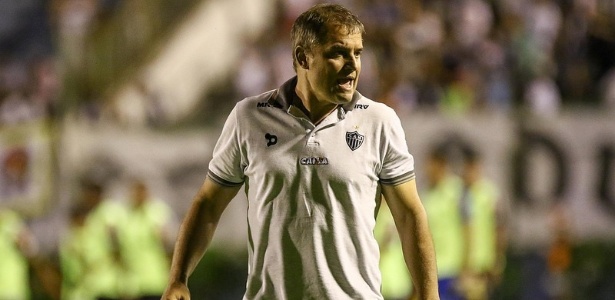 Aguirre lamenta clássico mineiro em data Fifa: Merecia times completos