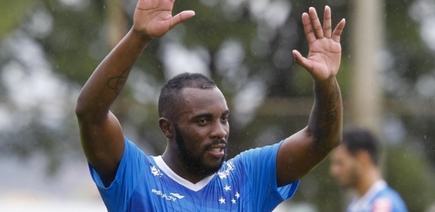 Após dez anos, Cruzeiro volta a ter atletas operados por médicos do clube