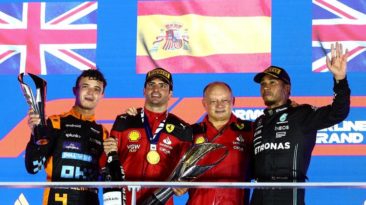 Sainz lidera 3º treino livre do GP de Singapura e cria expectativa