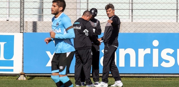 Renato Gaúcho montará seu primeiro Grêmio em treino fechado na Arena