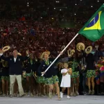 Joia do vôlei, Helena vira estrela no Pan um mês após cirurgia