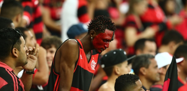 Flamengo espera Maracanã lotado para "tirar peso" incômodo no BrasileiroCOMENTE