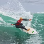 Surfe: Italo Ferreira e ator de Thor surfam juntos em piscina de ondas