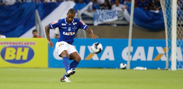 Cruzeiro encaminha renovação e Dedé ficará até o fim de 2018