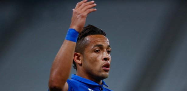 Mais à vontade, novo titular do Cruzeiro agradece confiança de Mano