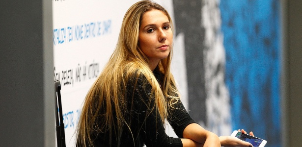 Carol Portaluppi diz que distrai o pai com resenha e dá pitaco sobre Grêmio