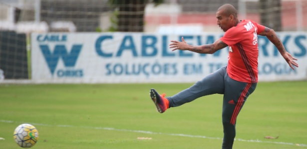 Fla descarta renovação e Emerson Sheik encerra 2ª passagem pela Gávea