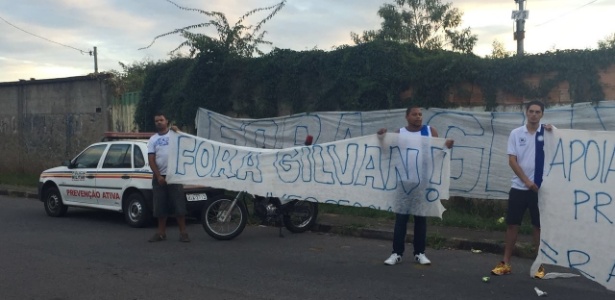 Cinco motivos para a revolta da torcida com a diretoria do Cruzeiro