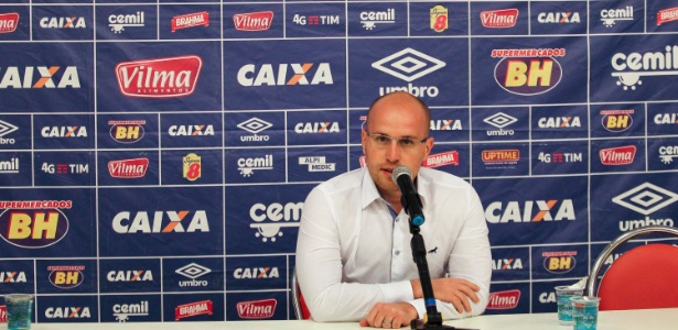 Falta de autonomia e insatisfação: o que forçou saída de Scuro do Cruzeiro