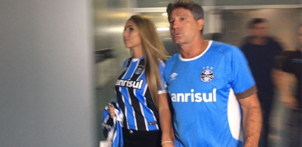 Festa gera atraso e Grêmio chega à Arena uma hora antes da final