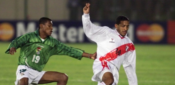 Guerrero é 2º peruano a vestir camisa do Fla e sai na frente de antecessor