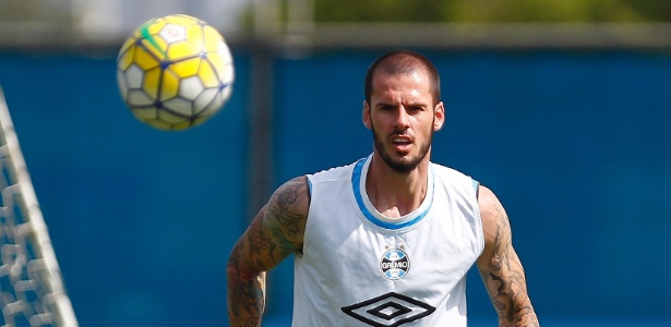 Com moral no Grêmio, Fred, tem sido observado e deve ser negociado em 2017