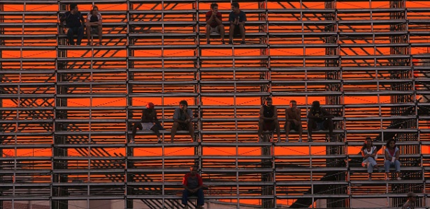 Procura-se uma casa. Grandes do Rio ainda não sabem onde vão jogar em 2016